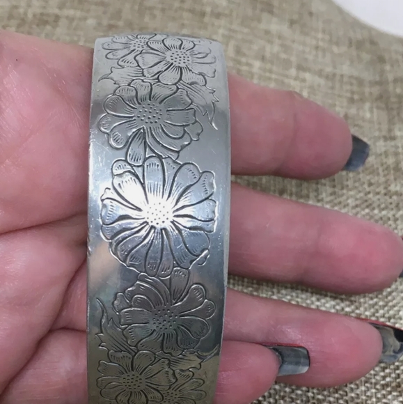 Vintage Kirk Stieff Pewter Cuff Bracelet - Picture 3 of 8